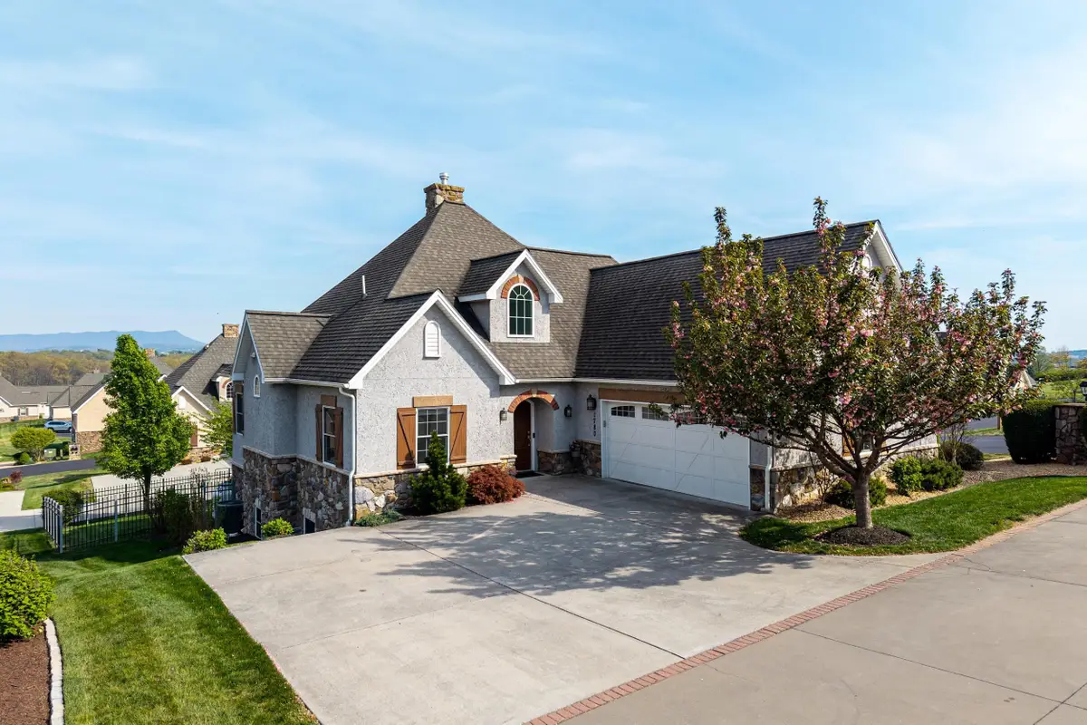 1780 Heritage Estates Cir, Harrisonburg, VA 22801 - #1