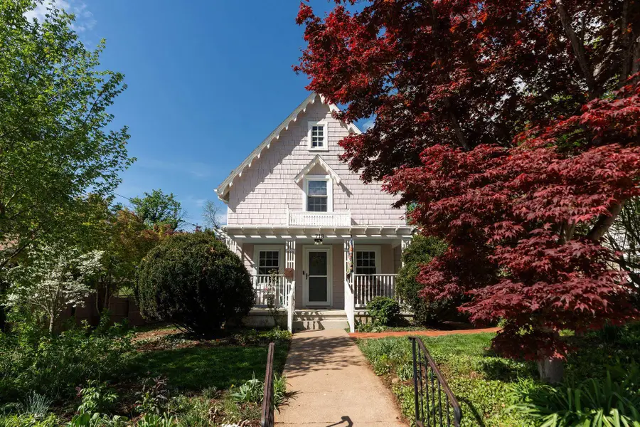 718 Alleghany Ave, Staunton, VA 24401 - #3