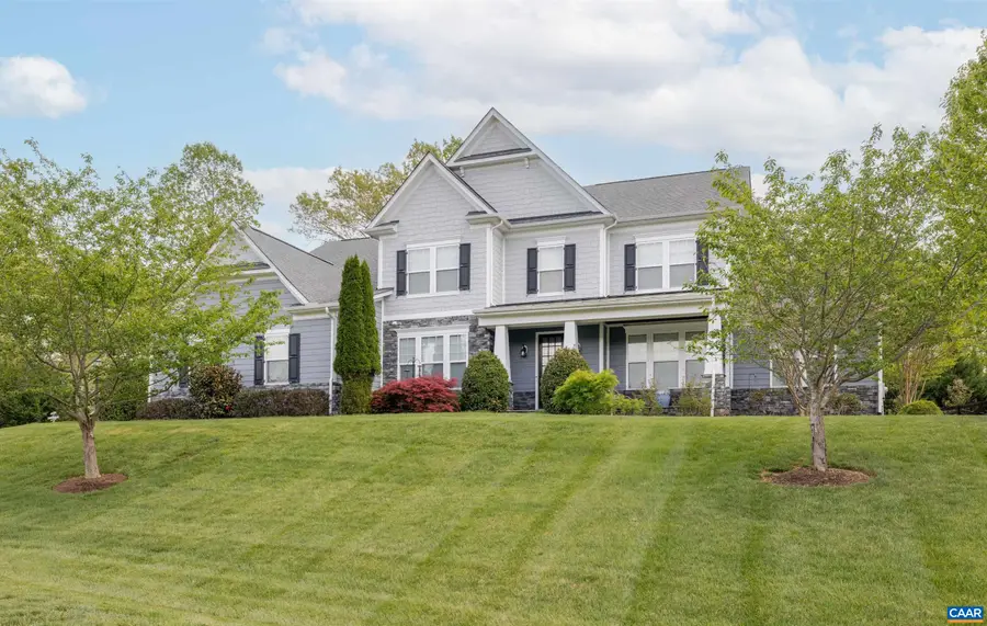 1630 Victor Pl, Charlottesville, VA 22903 - #3