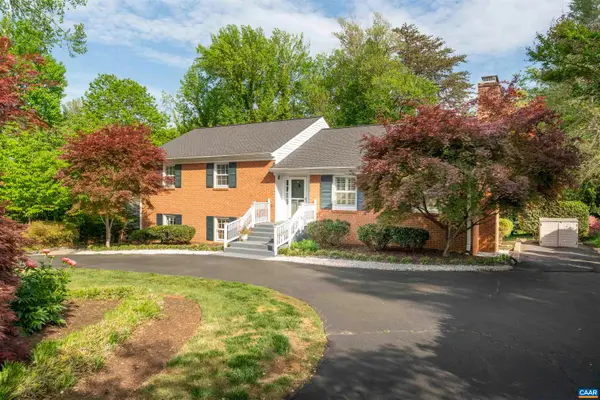 102 Westminster Rd, Charlottesville, VA 22901