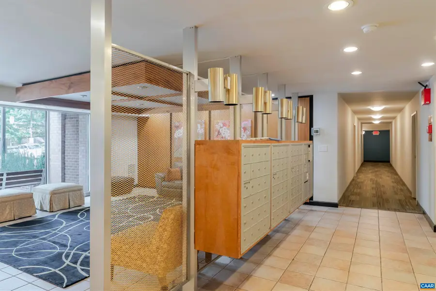 511 1st St N, Charlottesville, VA 22902 - #3