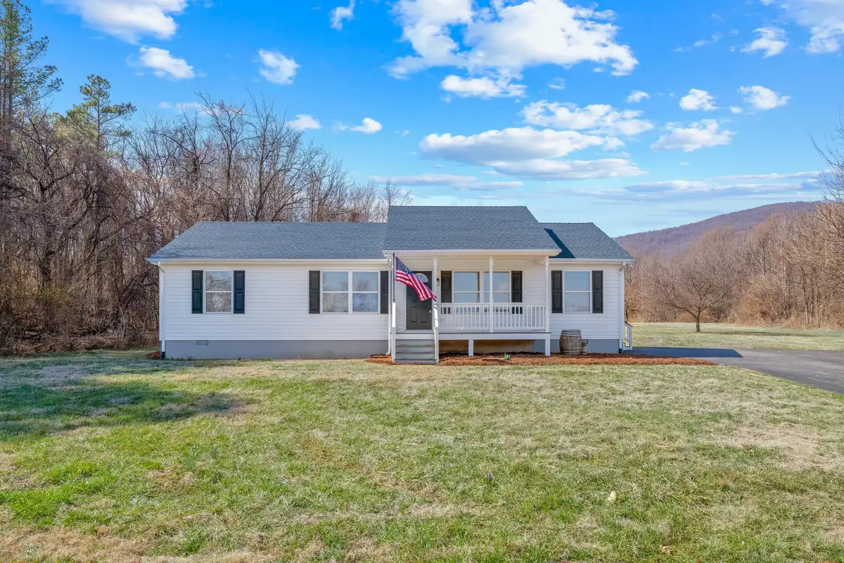 850 Greenwood Rd, Crozet, VA 22932 - #1
