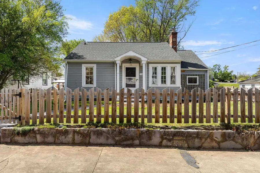 110 Hays Ave, Staunton, VA 24401 - #3