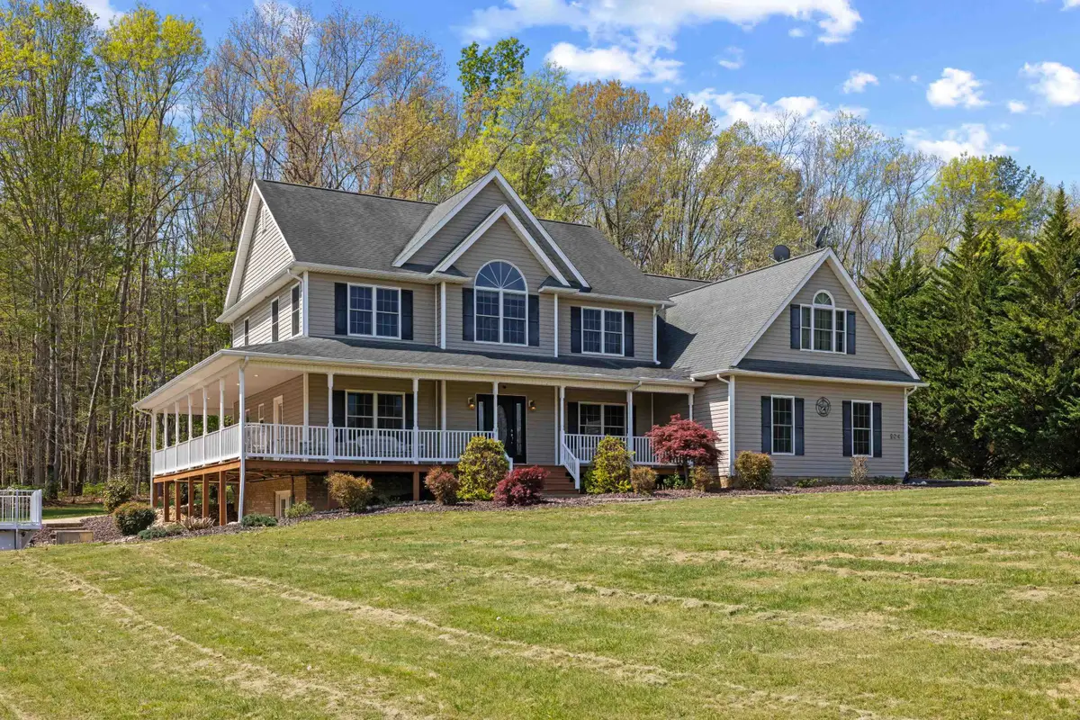 204 Tadpole Ln, Greenville, VA 24440 - #1