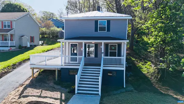 427 Montgomery Ave, Staunton, VA 24401
