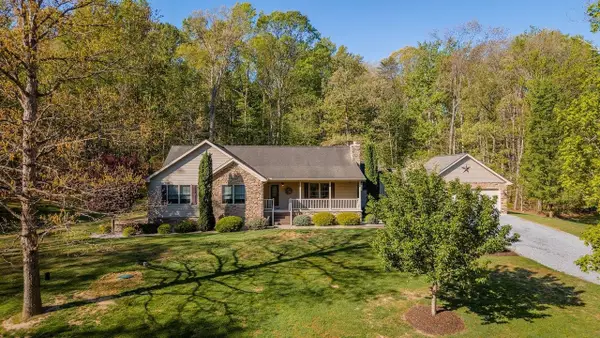 16823 Kites Dr, Elkton, VA 22827