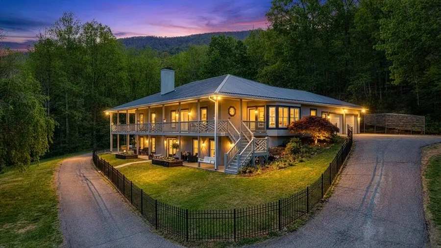 649 Greyledge Rd, Buchanan, VA 24066 - #2