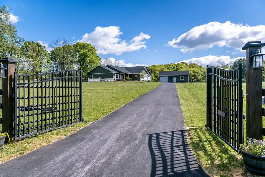 99 Mt Ida Ln, Staunton, VA 24401 - #2