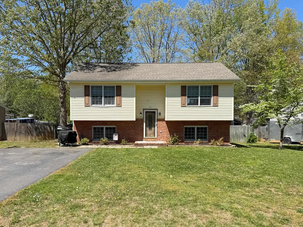 42 Canton Ln, Stuarts Draft, VA 24477 - #1