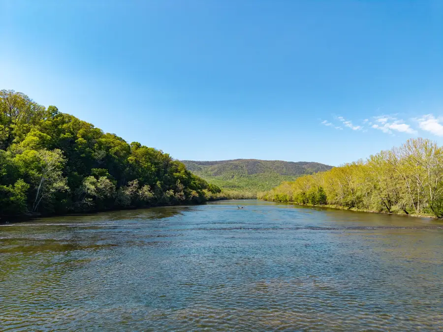 706 Richview Rd, Rileyville, VA 22650 - #2