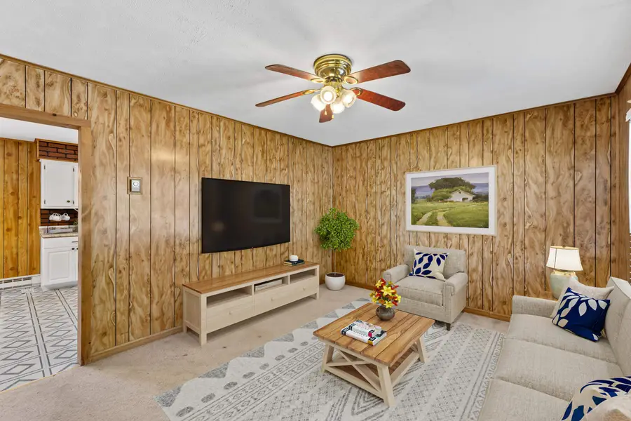 27 Shen Valley Dr, Weyers Cave, VA 24486 - #3