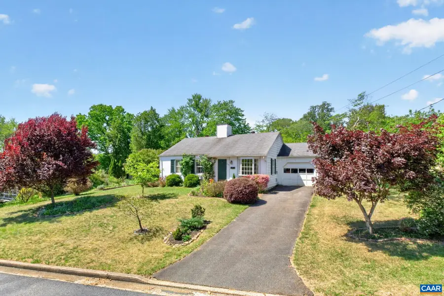 2519 Commonwealth Dr, Charlottesville, VA 22901 - #3