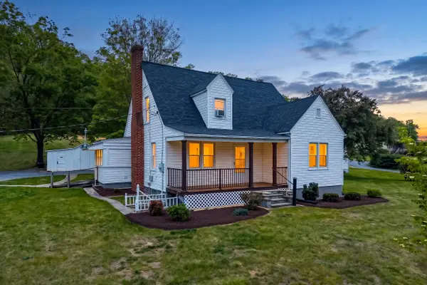 18228 Spotswood Trl, Elkton, VA 22827