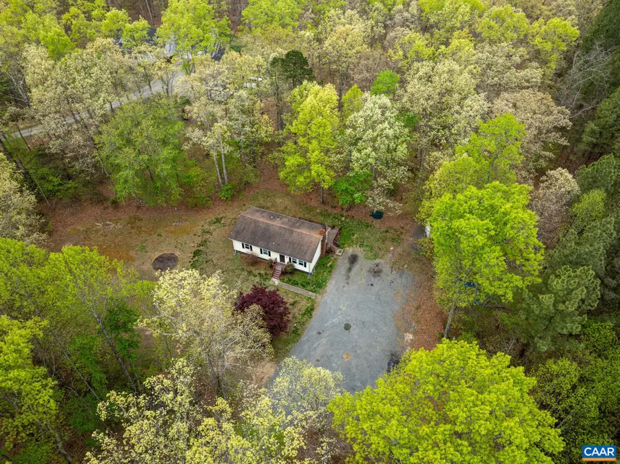 4586 Spotswood Trl, Barboursville, VA 22923 - #2