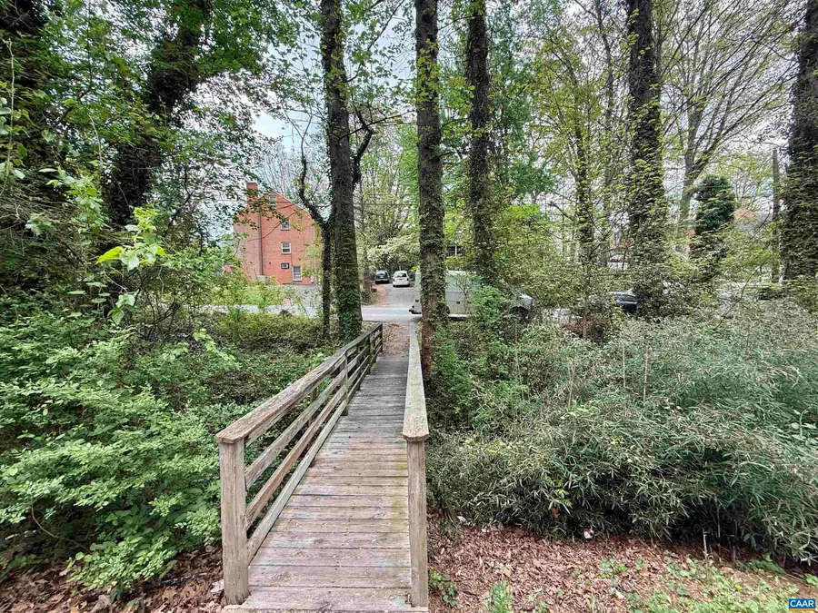 1725 Solomon Rd, Charlottesville, VA 22911 - #2