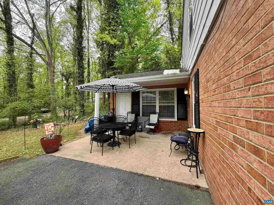 1725 Solomon Rd, Charlottesville, VA 22911 - #3