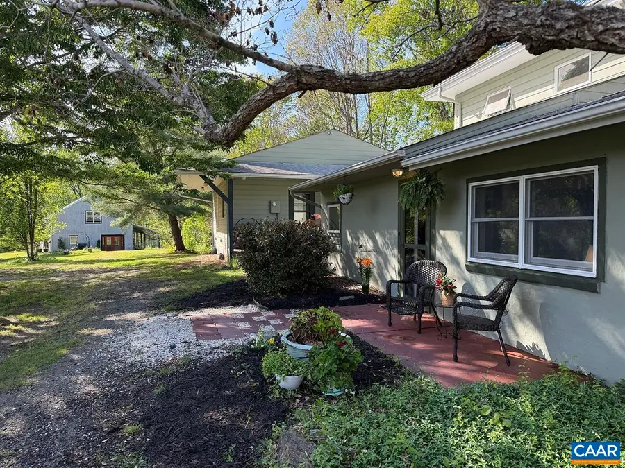 4177 Rolling Rd, Scottsville, VA 24590 - #2