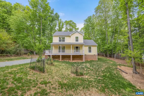 12 Fairwood Pl, Palmyra, VA 22963