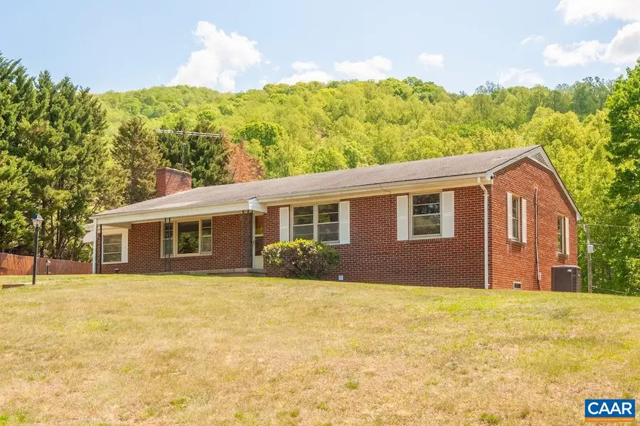 278 Ridge St, Lovingston, VA 22949 - #3