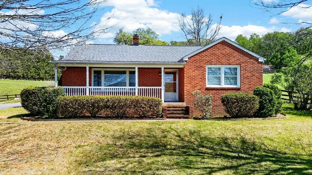 488 Buffalo Gap Hwy, Churchville, VA 24421 - #1