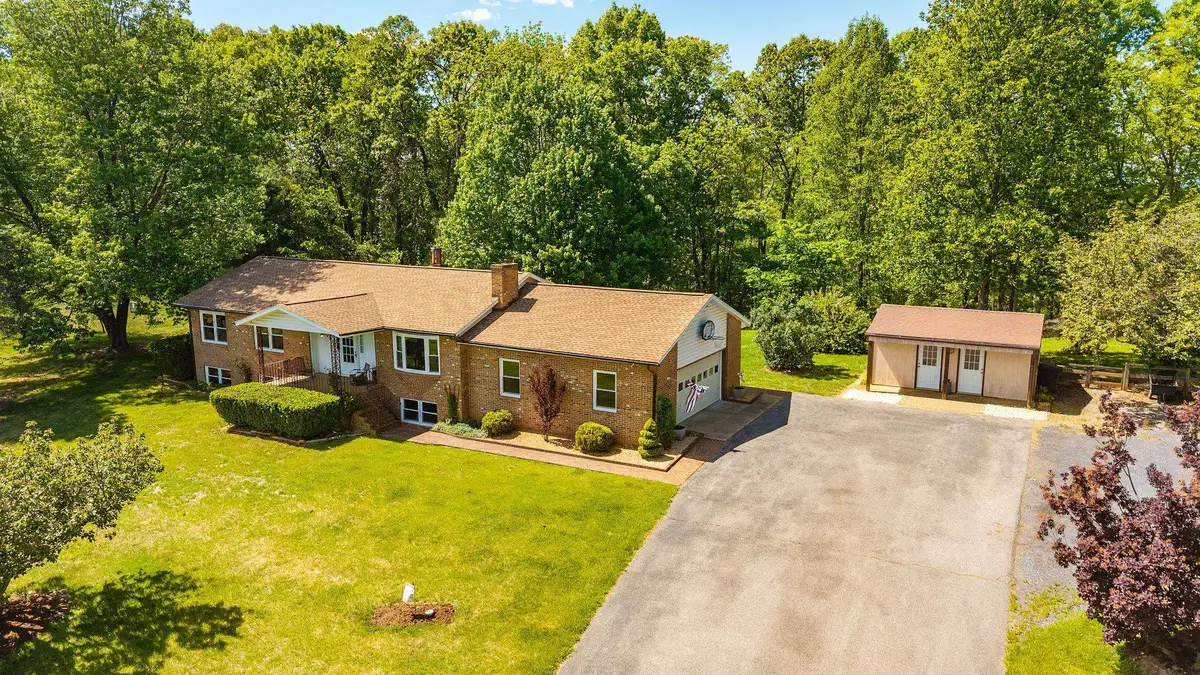 2061 Old Greenville Rd, Staunton, VA 24401 - #1