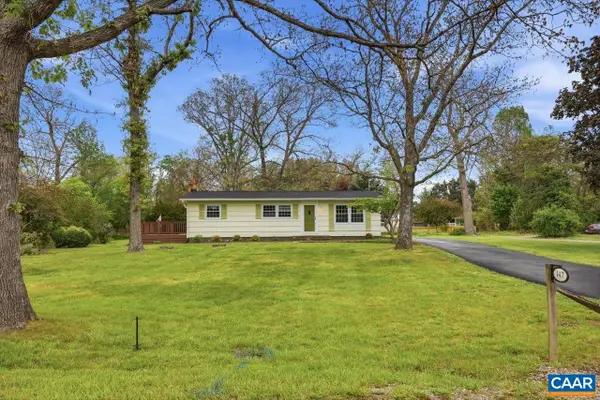 147 Rankin Ln, Stuarts Draft, VA 24477