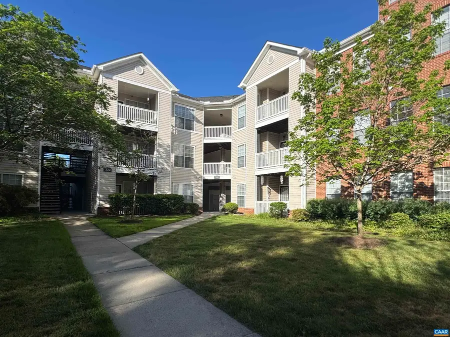 300 Riverbend Dr, Charlottesville, VA 22911 - #2