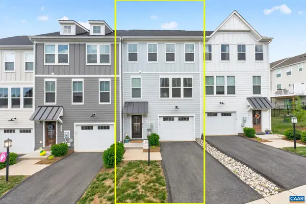 4418 Alston St, Crozet, VA 22932