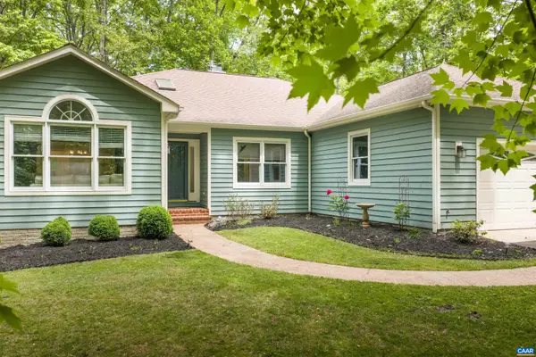 3310 Woodcreek Dr, Charlottesville, VA 22911