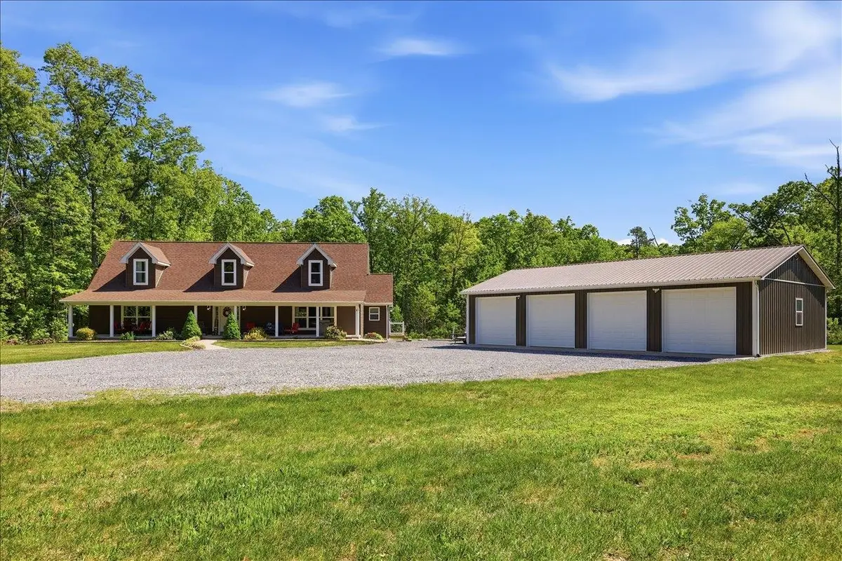 324 Lofton Rd, Raphine, VA 24472 - #1