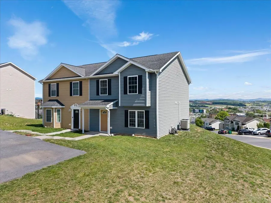 3265 Hebron Ct, Ashby, VA 22801 - #3