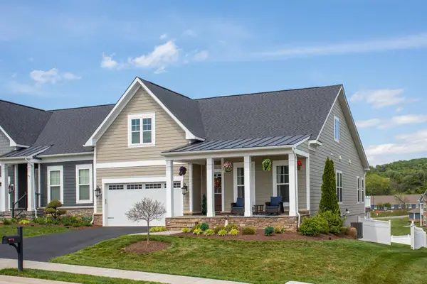 2923 Preston Lake Blvd, Rockingham, VA 22801