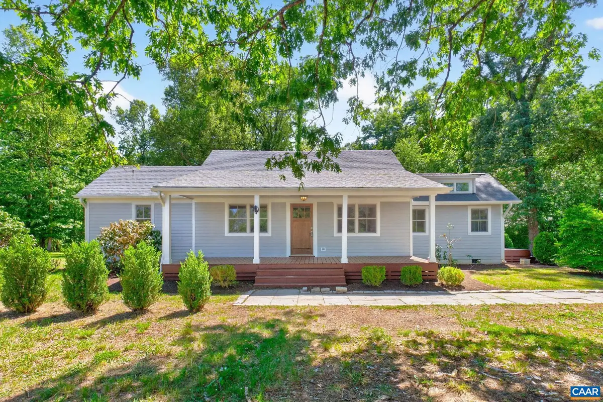 9702 Hatton Ferry Rd, Scottsville, VA 24590 - #1