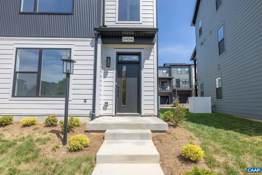 5434 Golf Dr, Crozet, VA 22932 - #3
