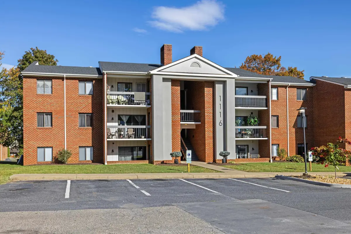 1116 Blue Ridge Dr, Harrisonburg, VA 22802 - #1