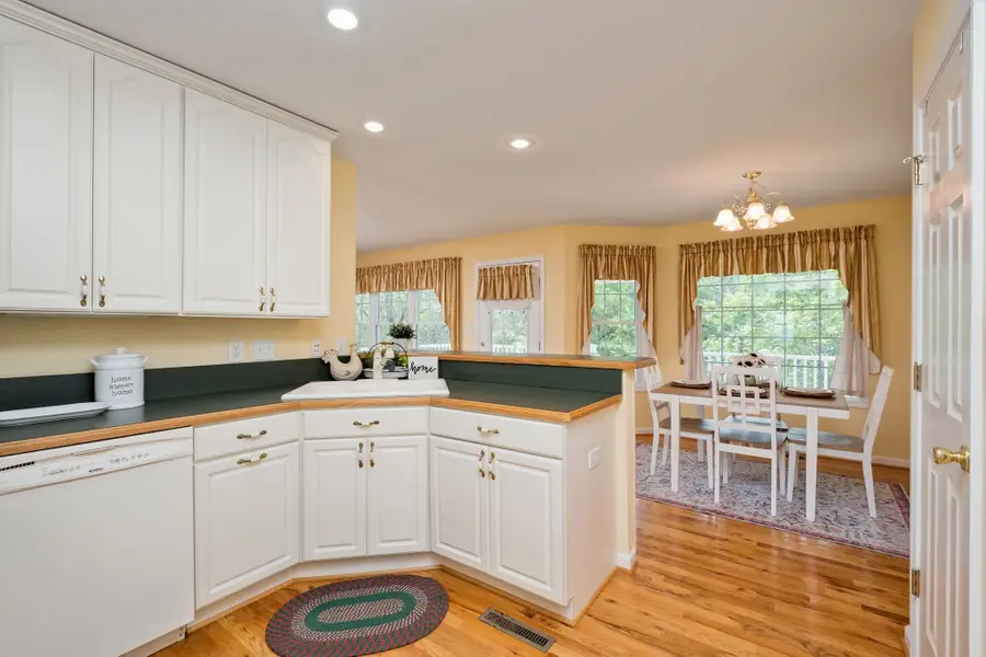 1456 New Hope Rd, Staunton, VA 24401 - #2