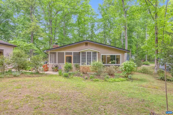 9 Glen Burnie Rd, Palmyra, VA 22963