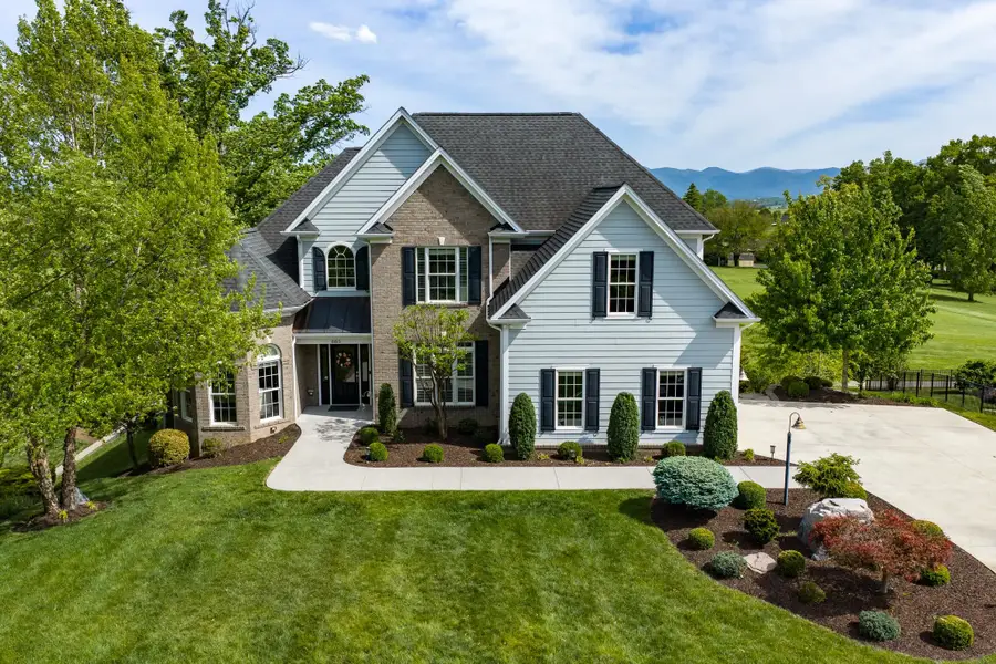 885 Claremont Ave, Massanetta Springs, VA 22801 - #2