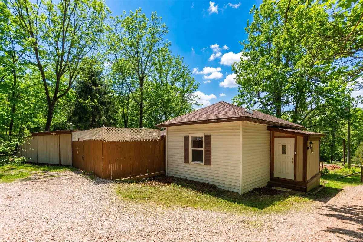 143 Pkin Ln, Raphine, VA 24472 - #1