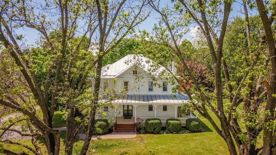 1586 Mossy Creek Rd, Bridgewater, VA 22812 - #2