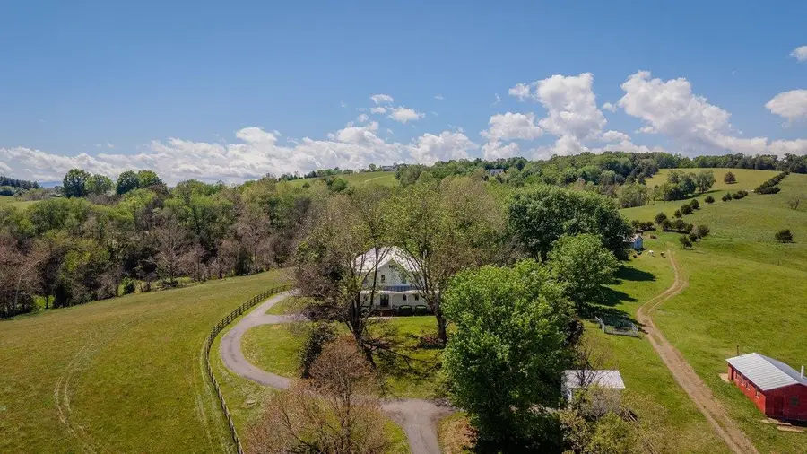 1586 Mossy Creek Rd, Bridgewater, VA 22812 - #3