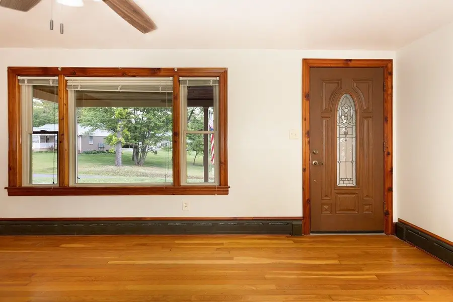 547 Grindstone Rd, Bridgewater, VA 22812 - #3
