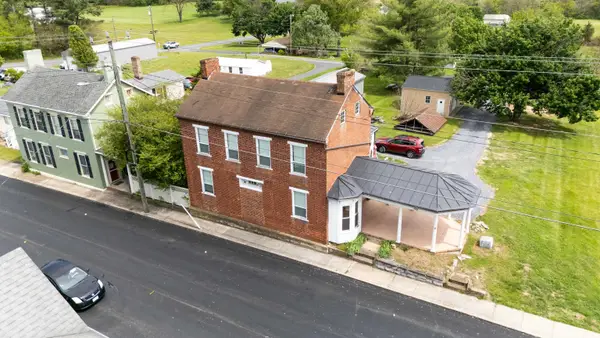 242 Main St S, Mount Crawford, VA 22841