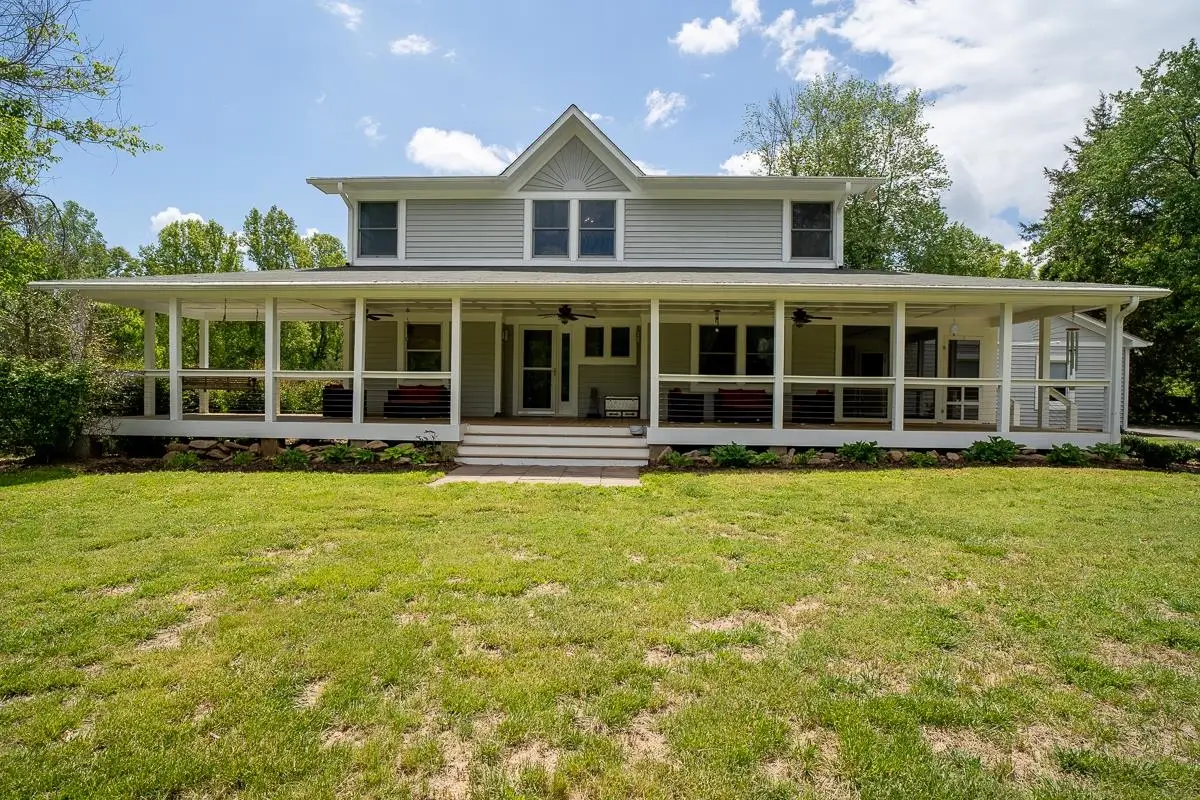 6070 Fredericksburg Rd, Barboursville, VA 22923 - #1
