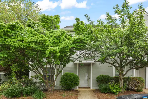 1250 Maple View Dr, Charlottesville, VA 22902