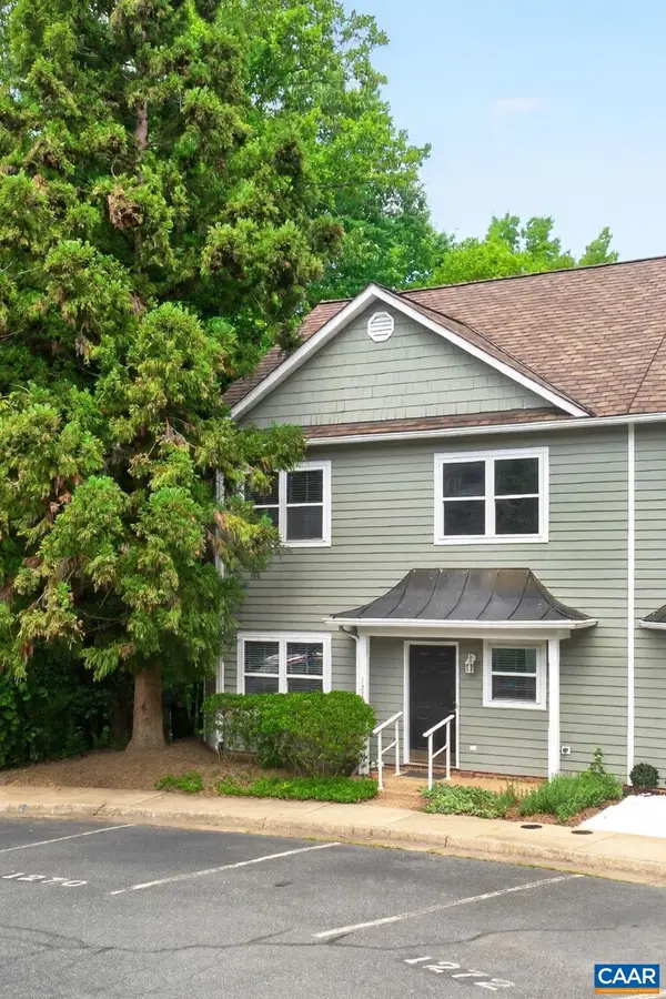 1270 Chatham Rdg, Charlottesville, VA 22901