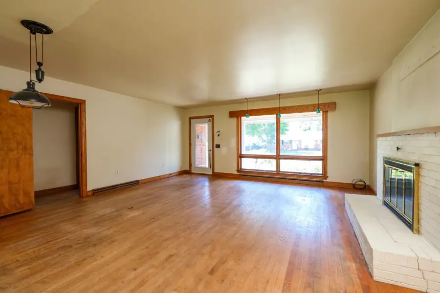 305 High St, Bridgewater, VA 22812 - #3