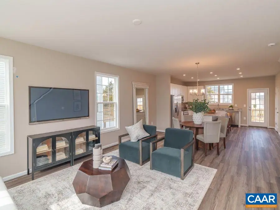 249 Cheshire Ln, Waynesboro, VA 22980 - #2
