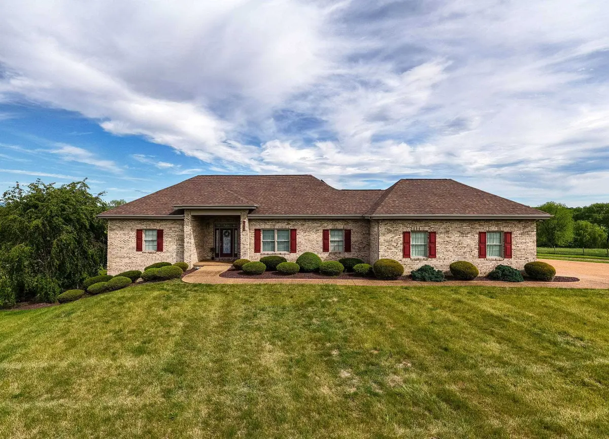 14334 Sunset Dr S, Broadway, VA 22815 - #1
