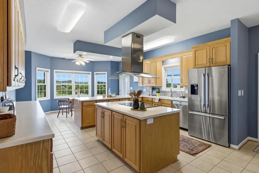 14334 Sunset Dr S, Broadway, VA 22815 - #2